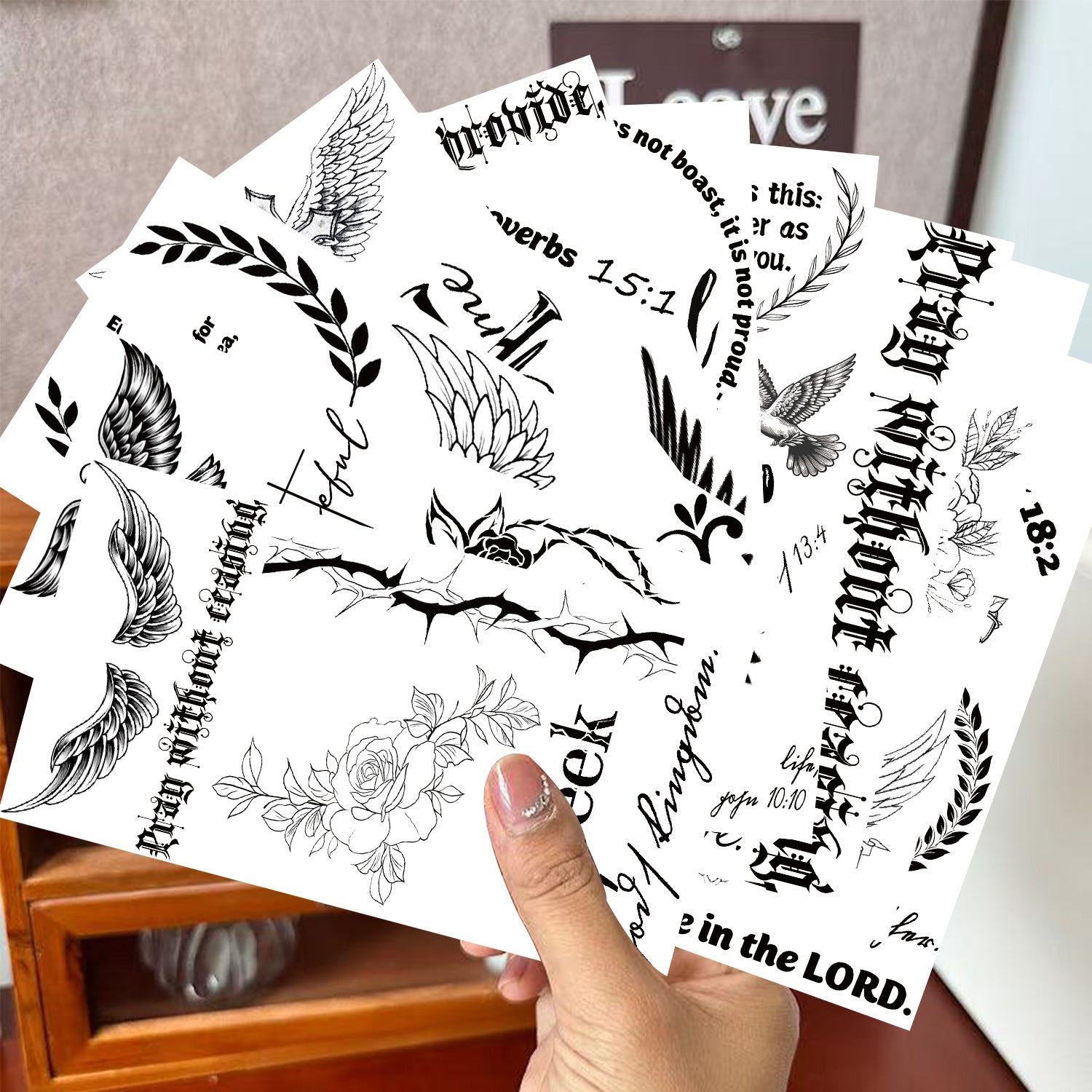 Wholesale 10pcs/pack Series Tattoo Stickers Waterproof Party Party Gift Funny Fun Face Stickers